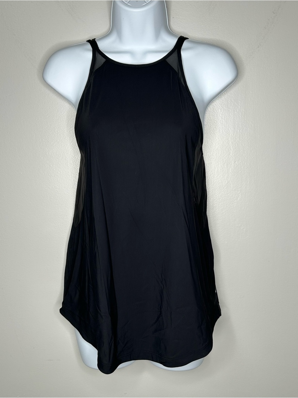 Lululemon Run Off-Route Tank Black Mesh Strappy Back Athletic Top Size 8